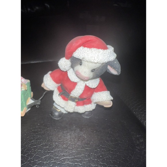 Mary's‎ Moo Moos DEERE COMES SANTA CLAUS  John Deere 1999 Enesco  Christmas - Picture 4 of 8